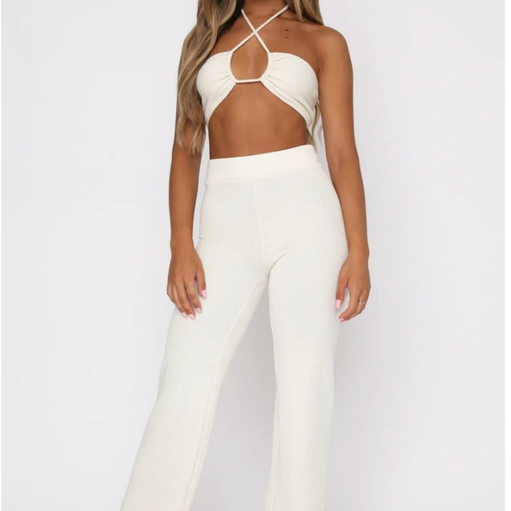 2 piece cream set